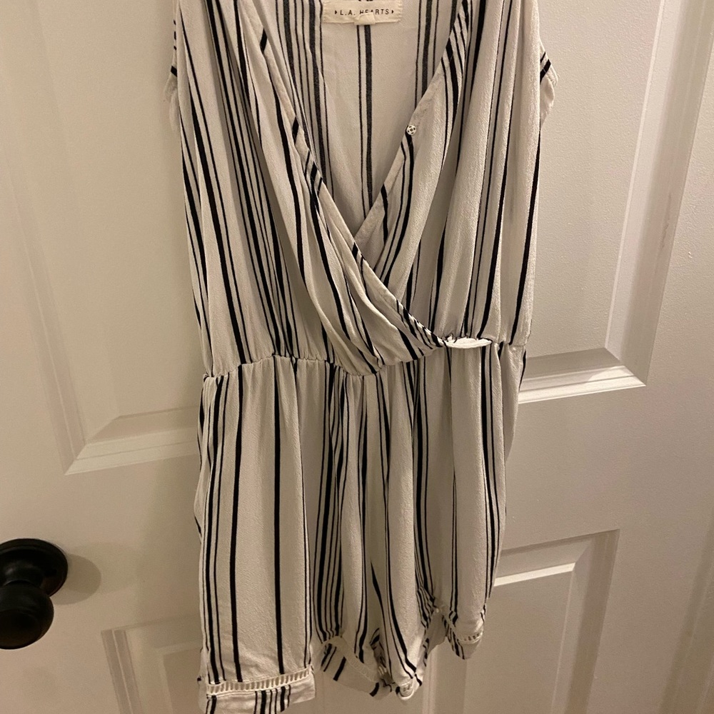 LA hearts romper